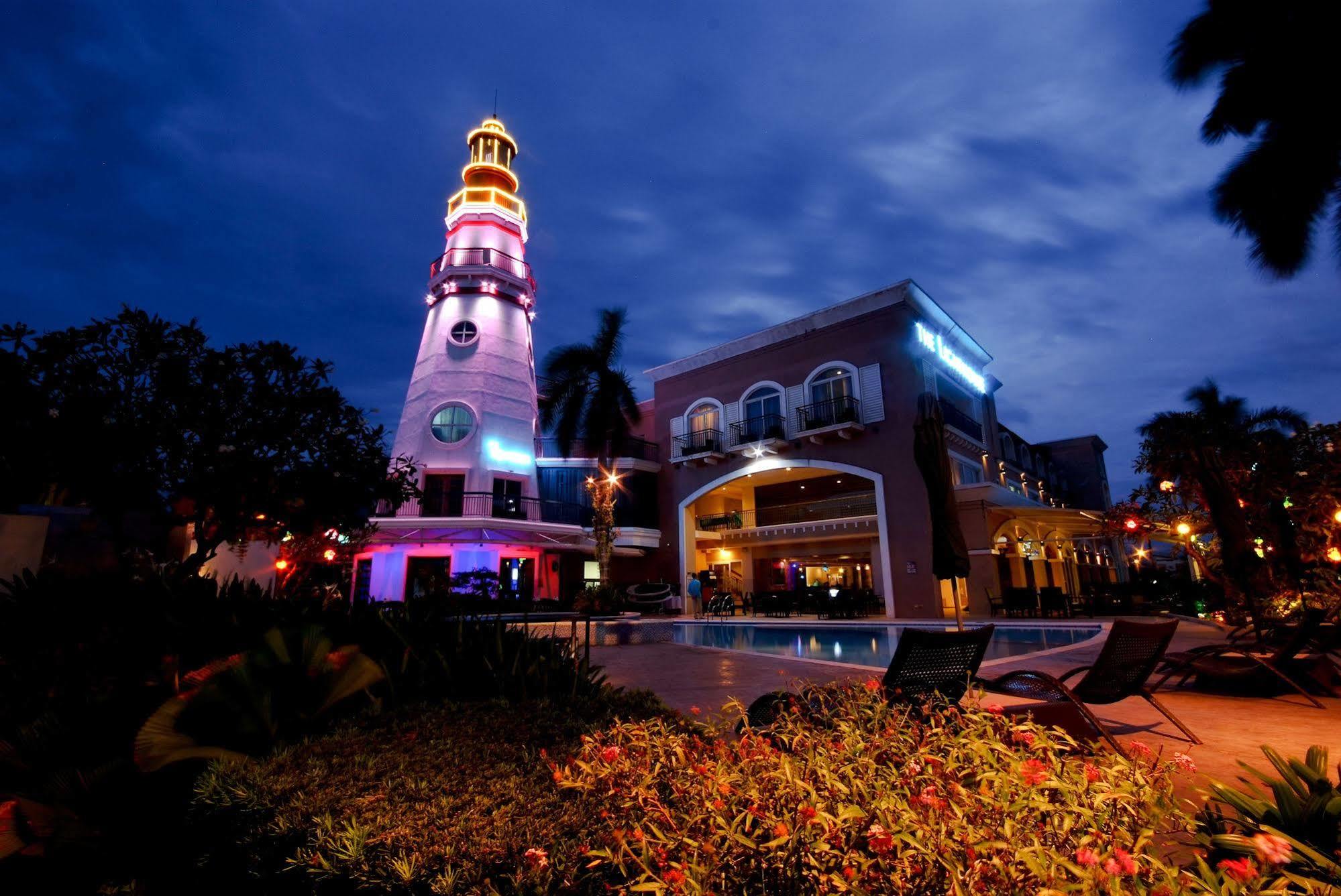 The Lighthouse Marina Resort Olongapo Εξωτερικό φωτογραφία
