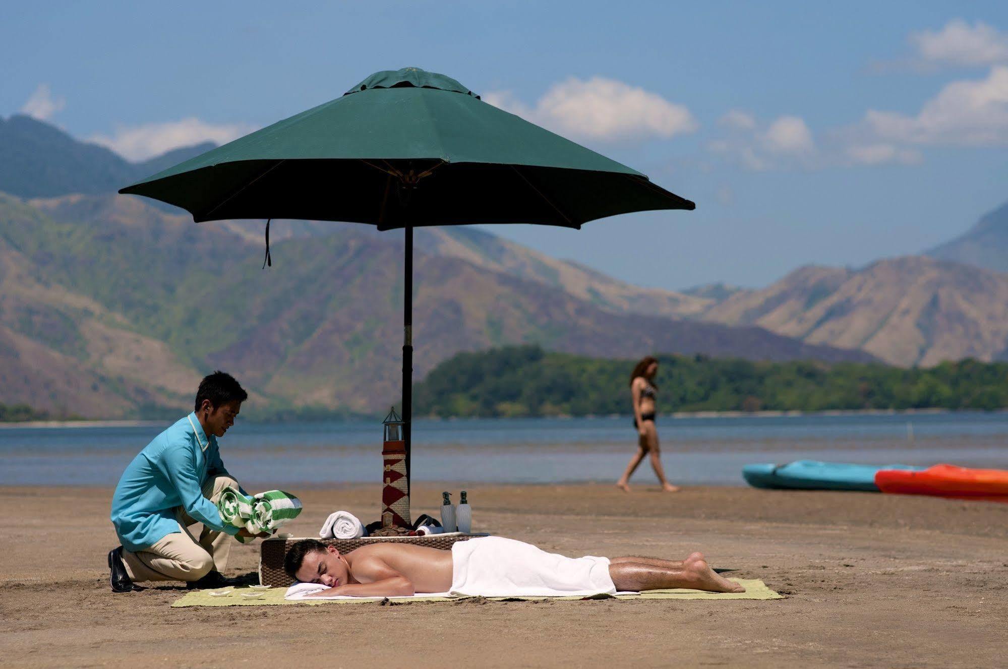 The Lighthouse Marina Resort Olongapo Εξωτερικό φωτογραφία